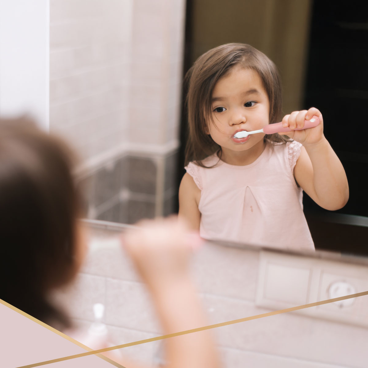 proimages/Bathing＆CleanSeries/Clean＆Care/Toothbrush/1163-1164/11631164-牙刷-EDM-9.jpg