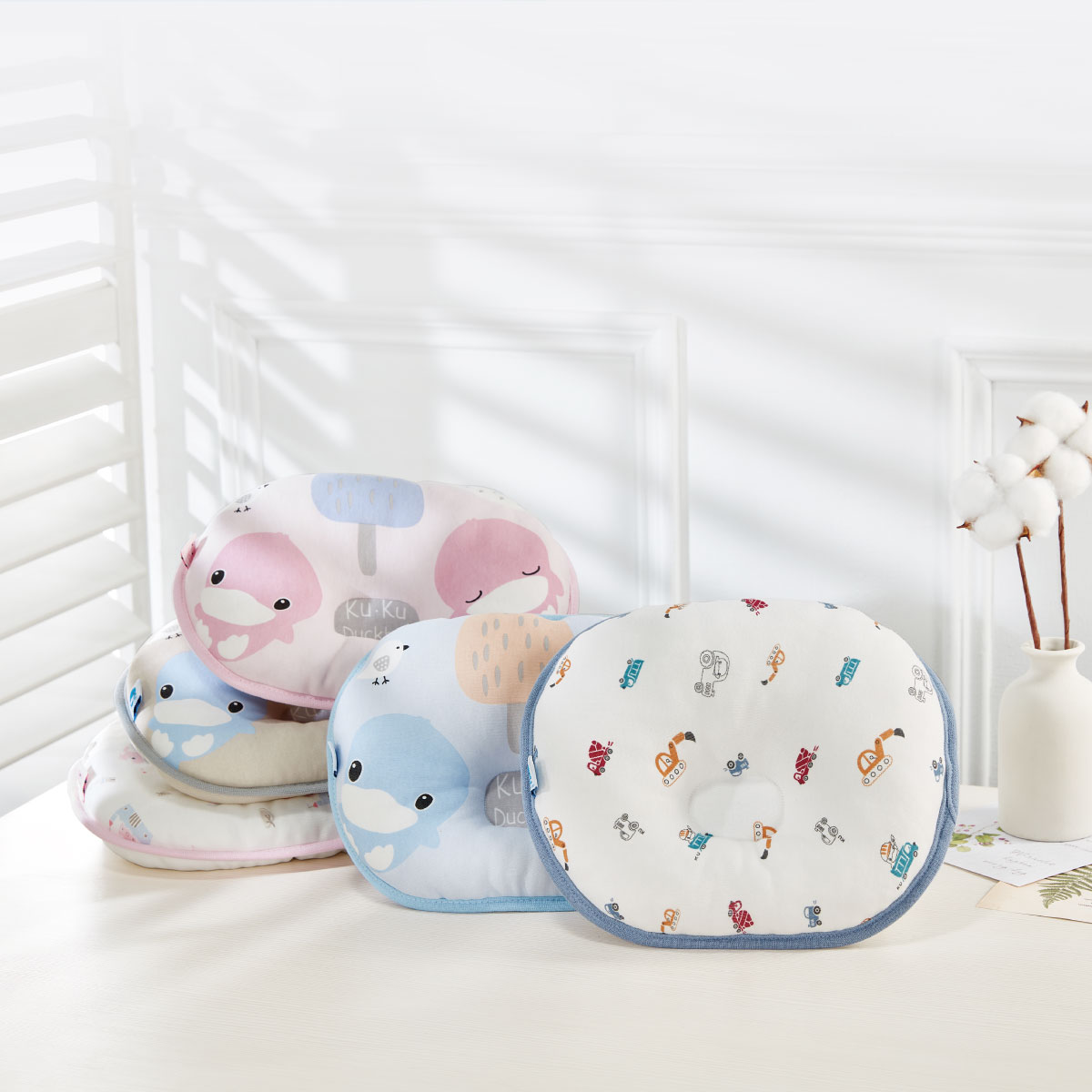 proimages/BeddingSeries/BabyPillows/4028/4028-護頭枕-EDM-8.jpg