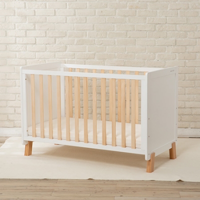 KUKU PLUS 原木嬰兒床